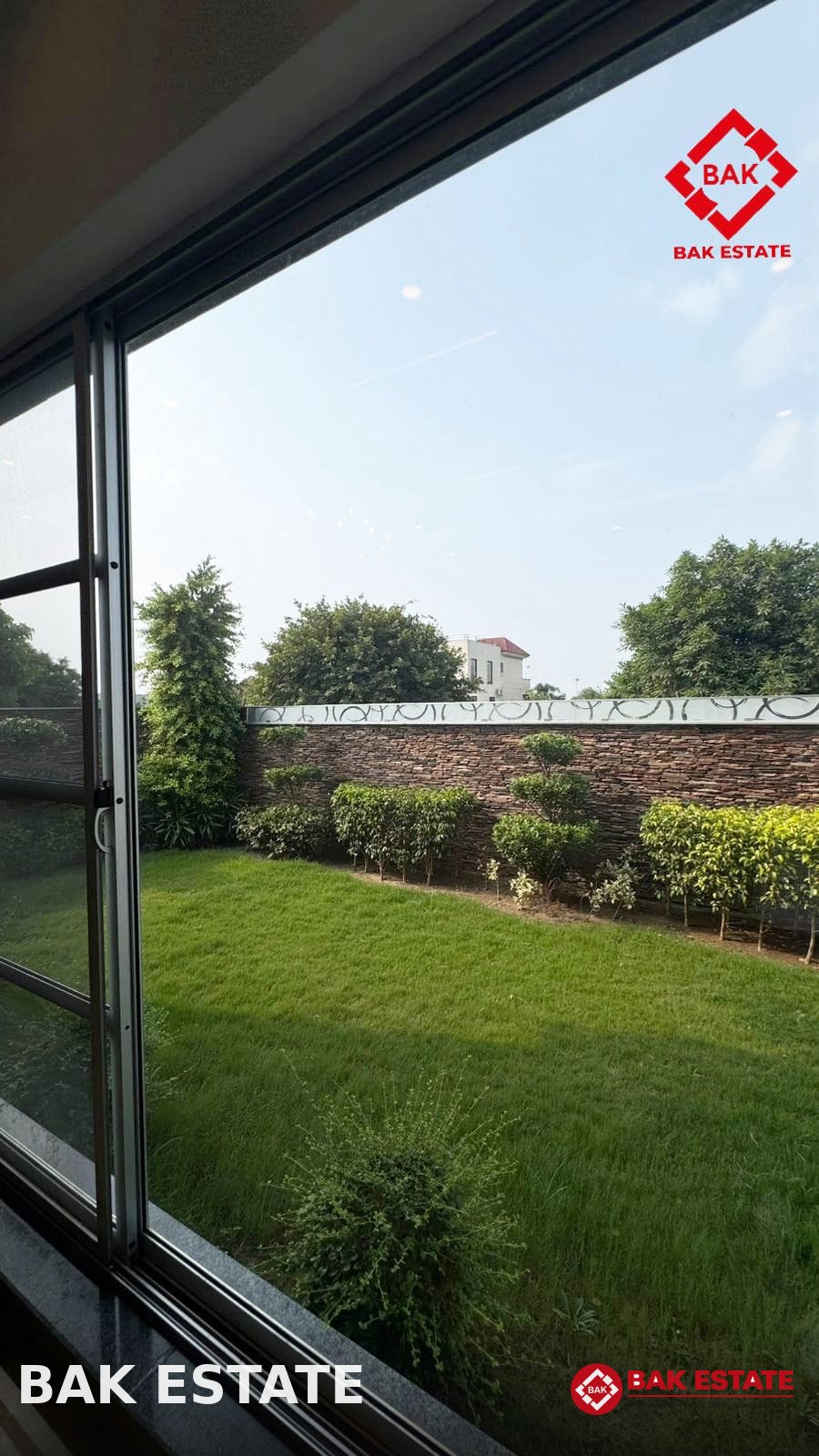 Luxury 6 Bed with Full Basement House in DHA Phase 7