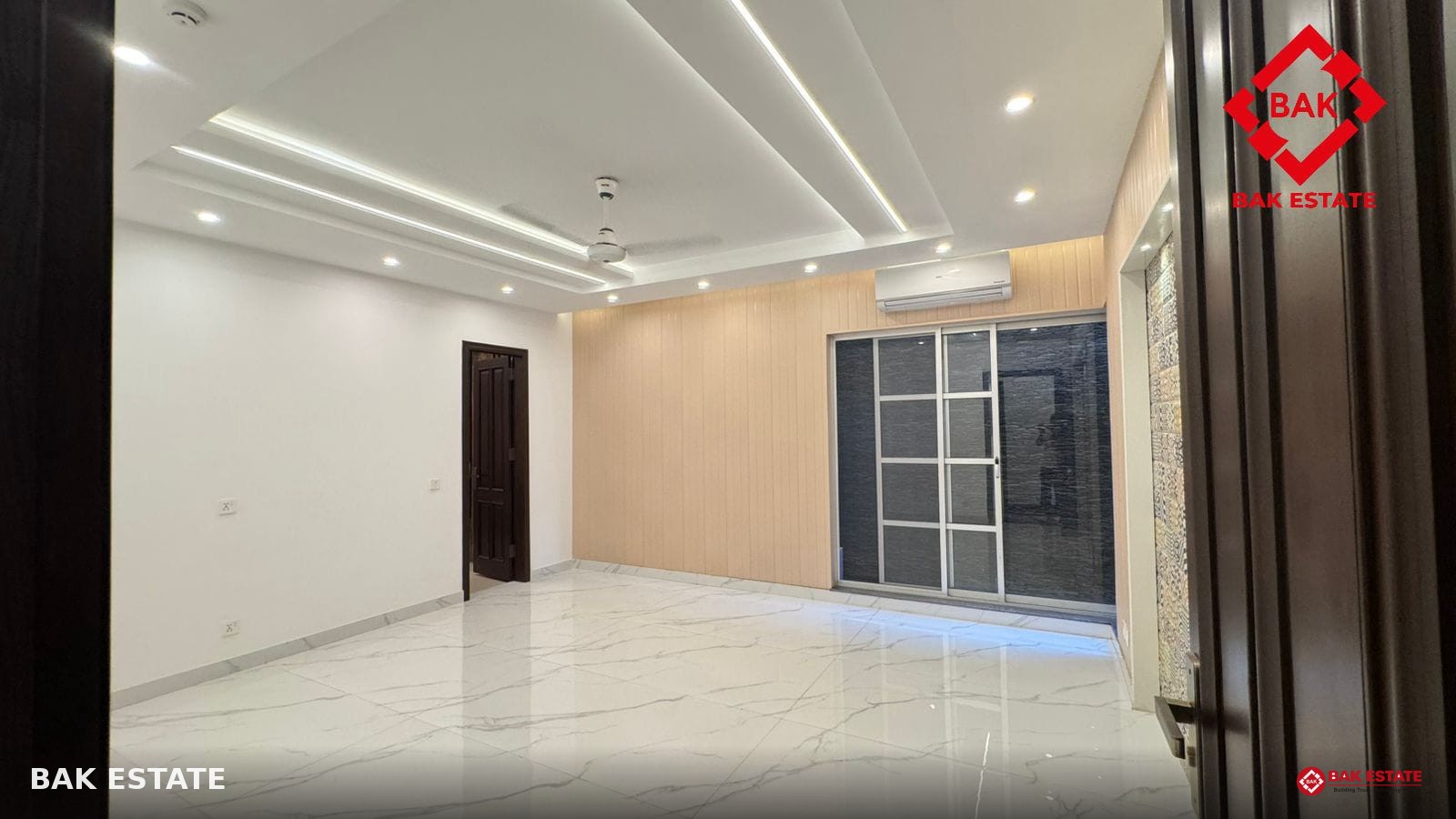 Luxury 6 Bed with Full Basement House in DHA Phase 7