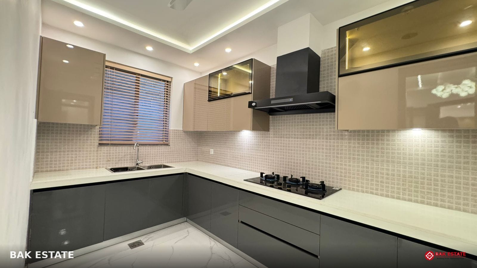 Luxury 6 Bed with Full Basement House in DHA Phase 7