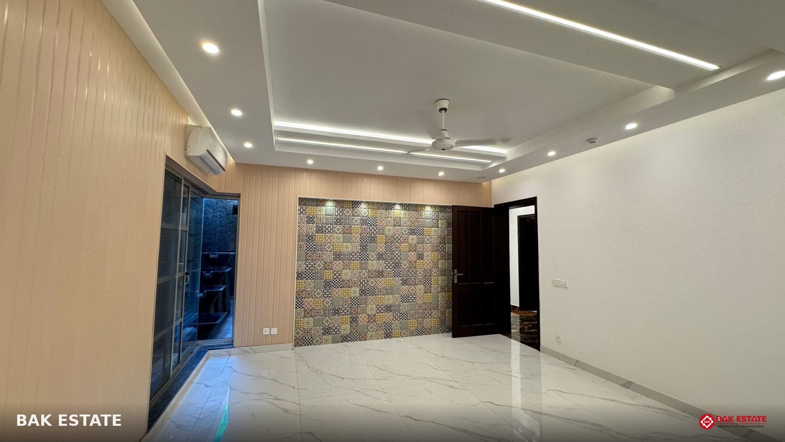 Luxury 6 Bed with Full Basement House in DHA Phase 7