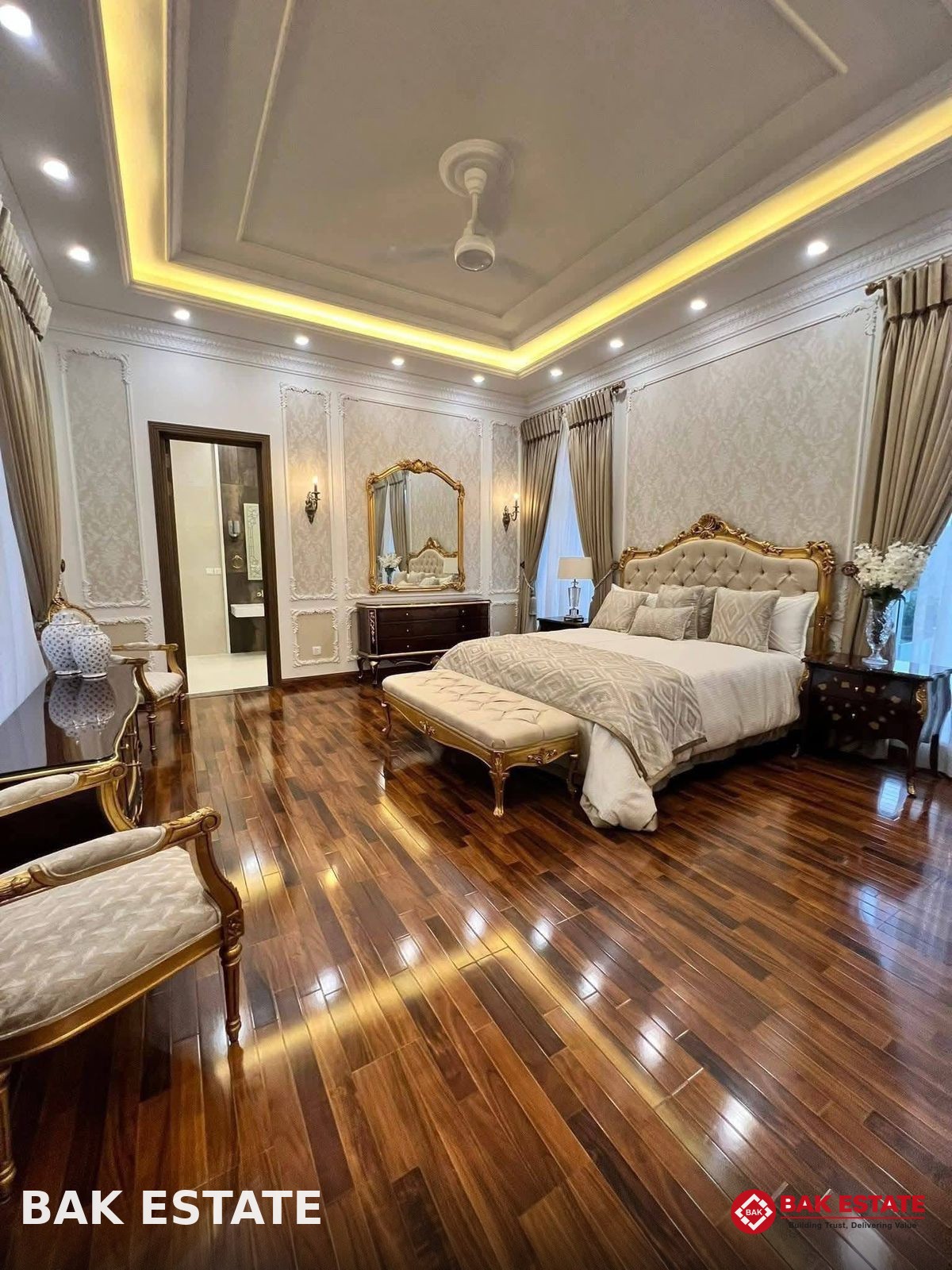 2 Kanal Fully Furnished Luxurious House - U-Block, Phase 7 DHA
