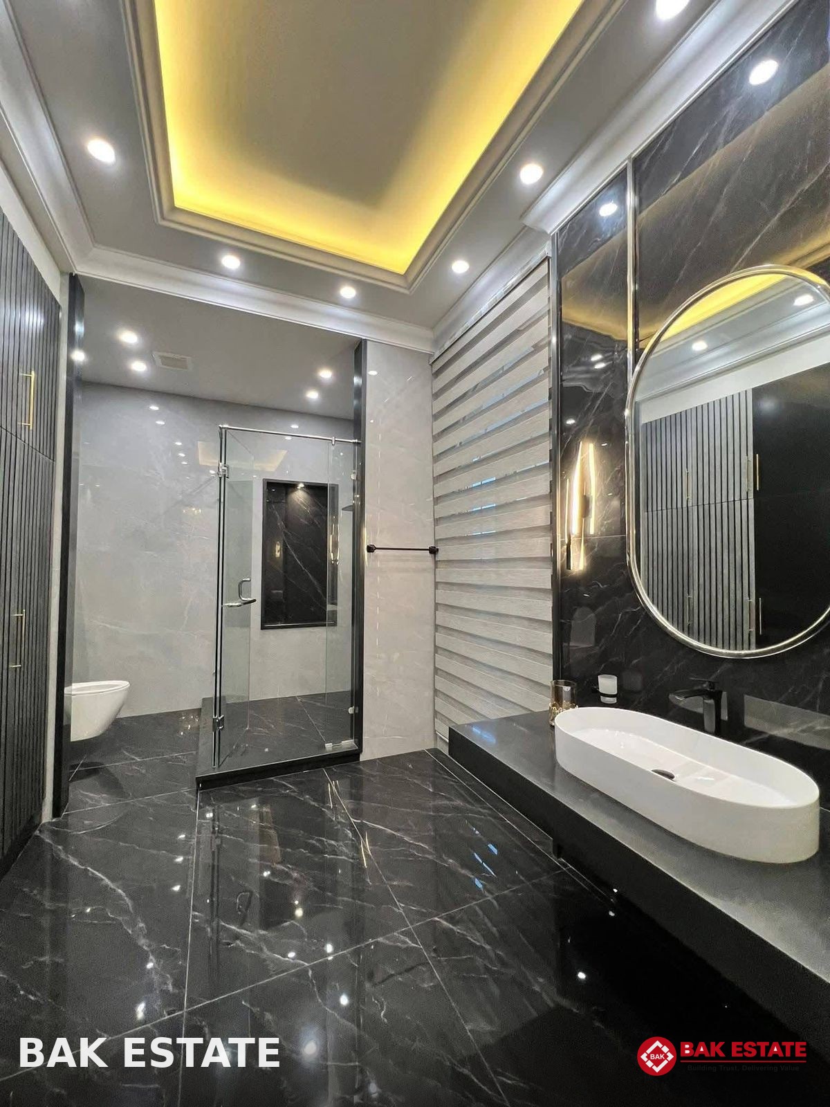 2 Kanal Fully Furnished Luxurious House - U-Block, Phase 7 DHA