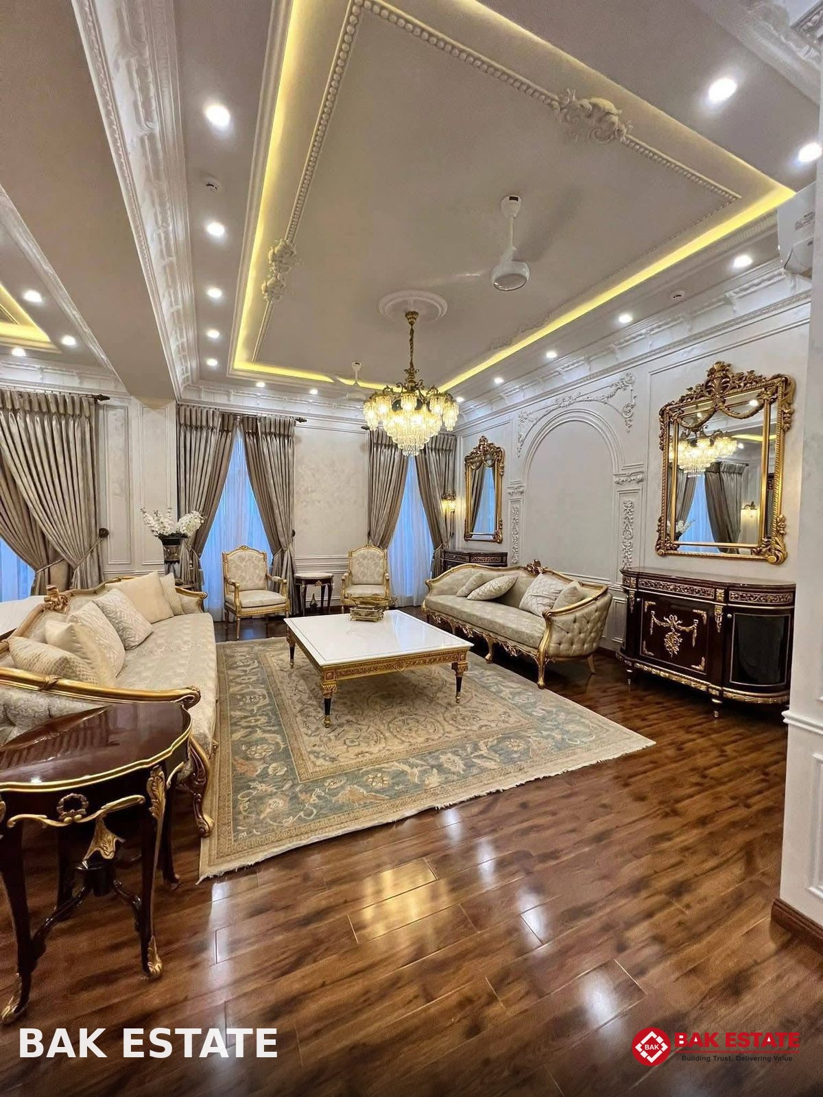 2 Kanal Fully Furnished Luxurious House - U-Block, Phase 7 DHA