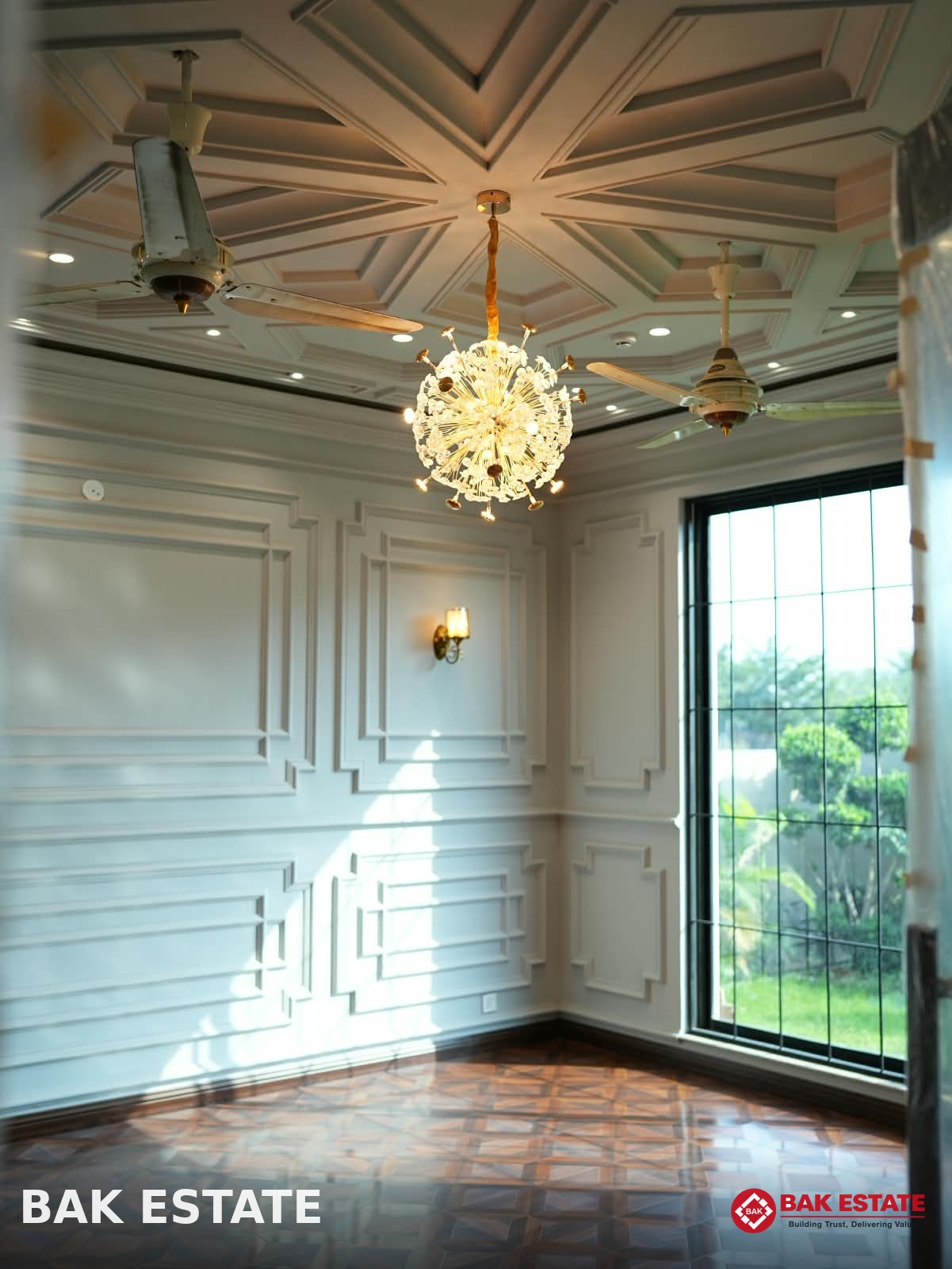1 Kanal Luxury House For Sale in T Block DHA Phase 7