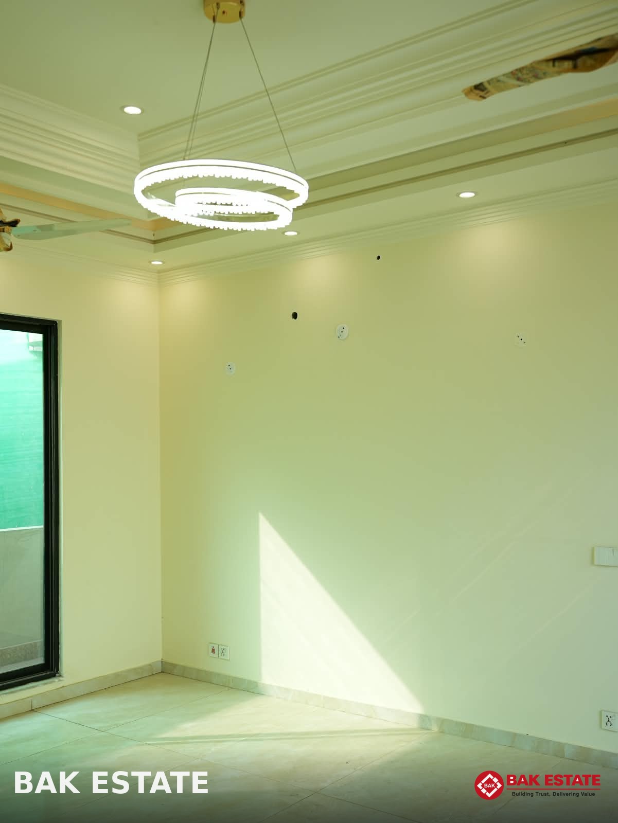 1 Kanal Luxury House For Sale in T Block DHA Phase 7